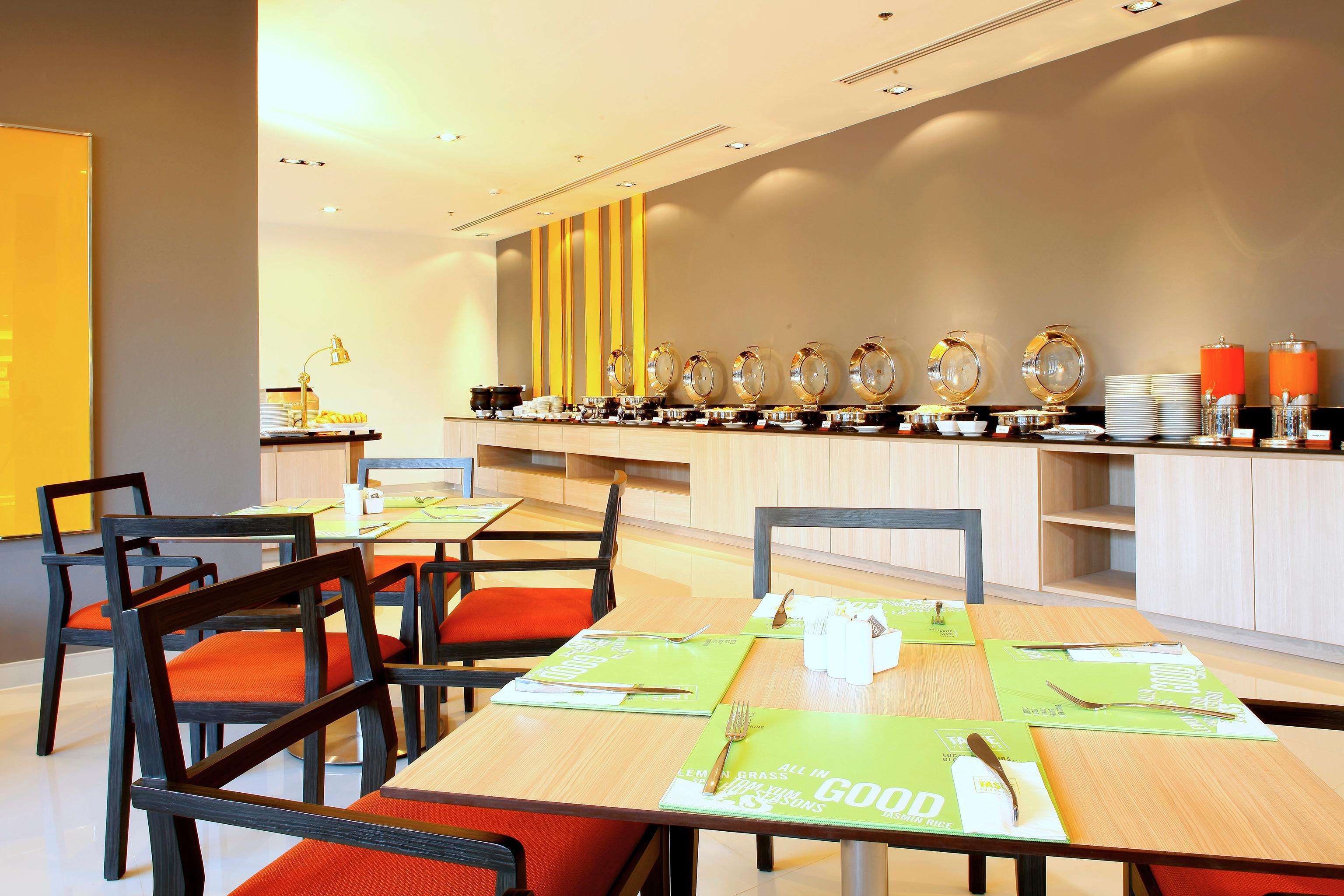 Ibis Hotell HHQ